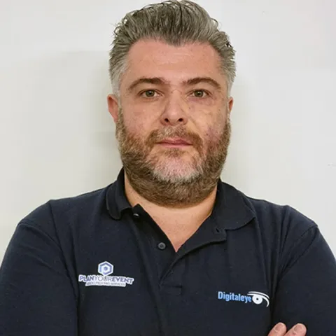 Alex M.