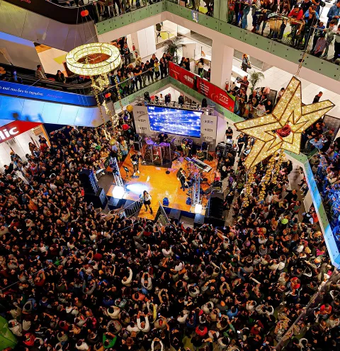 X-Mas Live Stage @ Athens Metro Mall